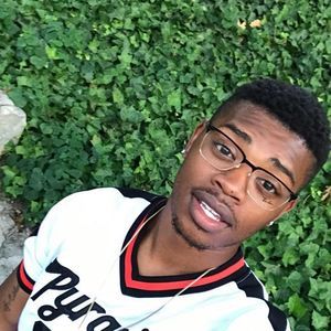 Meet your Posher, Dorian